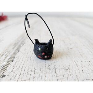 Mini cat basket Halloween decor vintage style shabby chic village